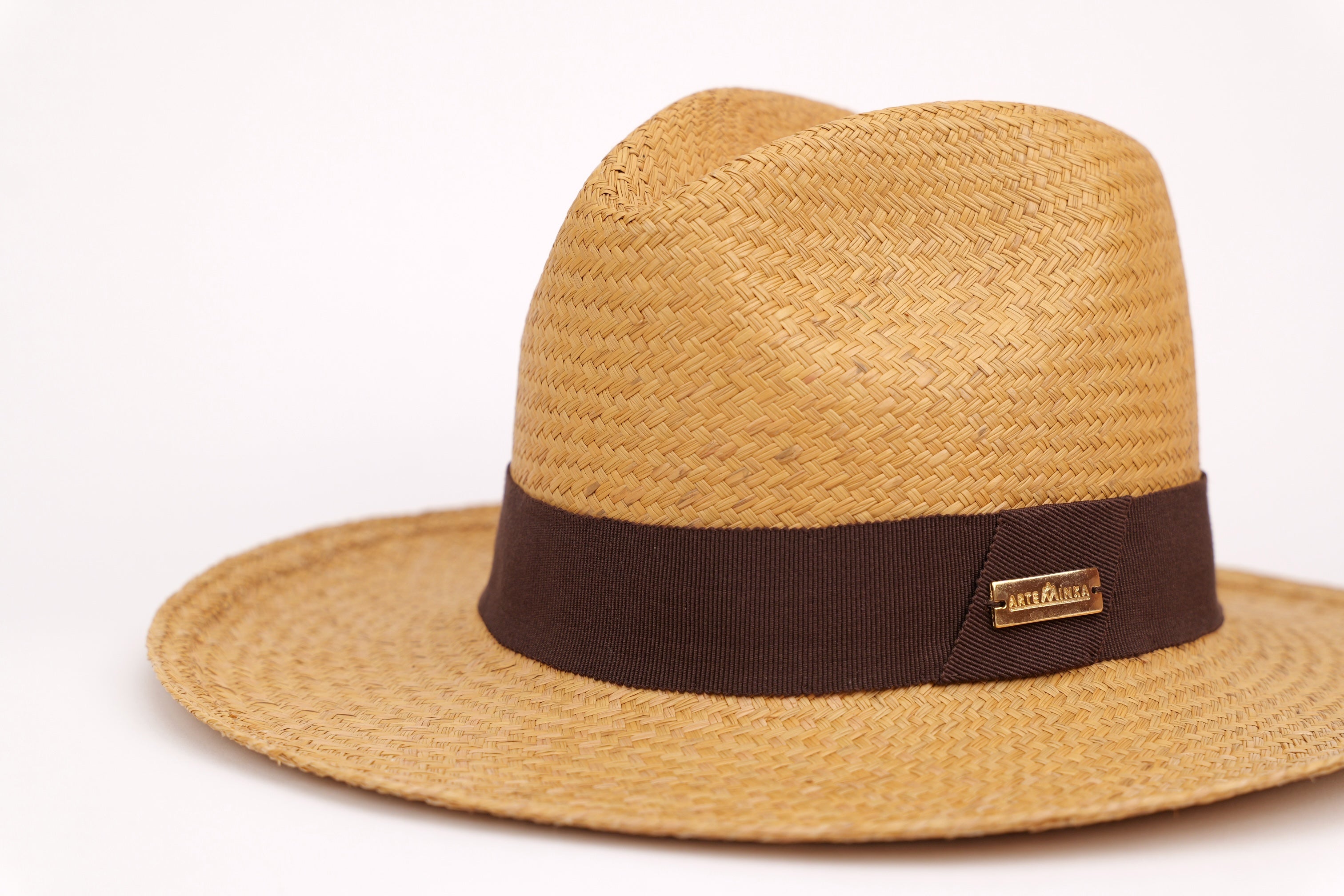 Chapeau Raffaello – Chapeau panama artisanal en paille fino, pièce unique | ARTEMINKA