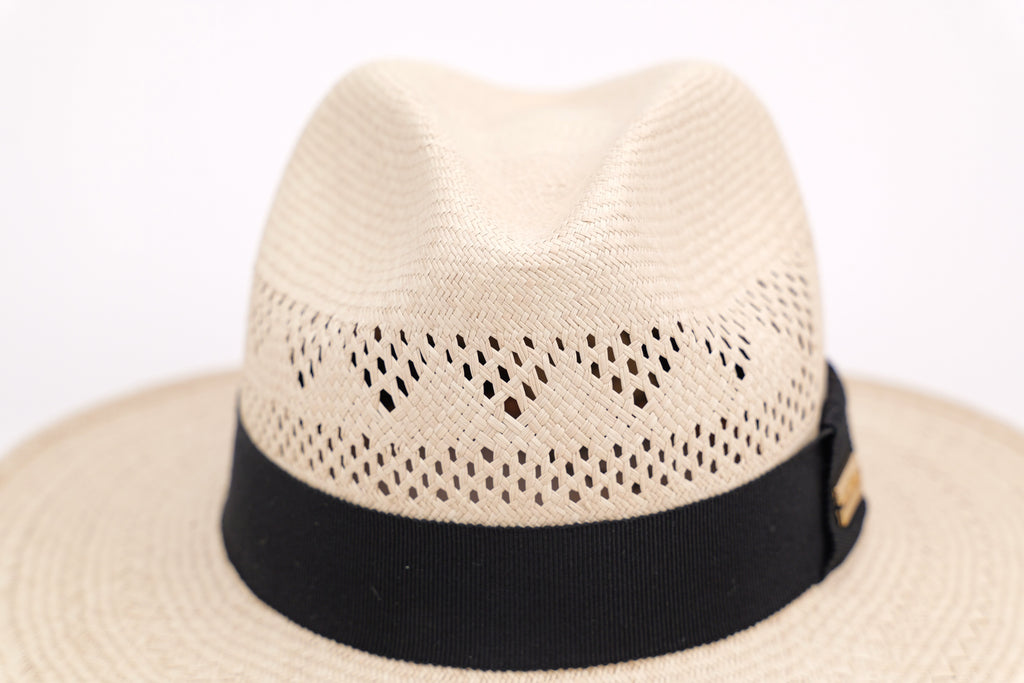 Chapeau Raffaello – Chapeau panama artisanal en paille fino, pièce unique | ARTEMINKA
