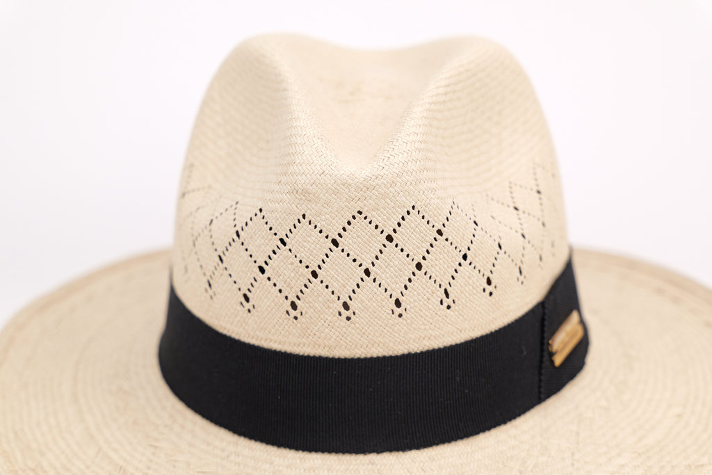 Chapeau Raffaello – Chapeau panama artisanal en paille fino, pièce unique | ARTEMINKA
