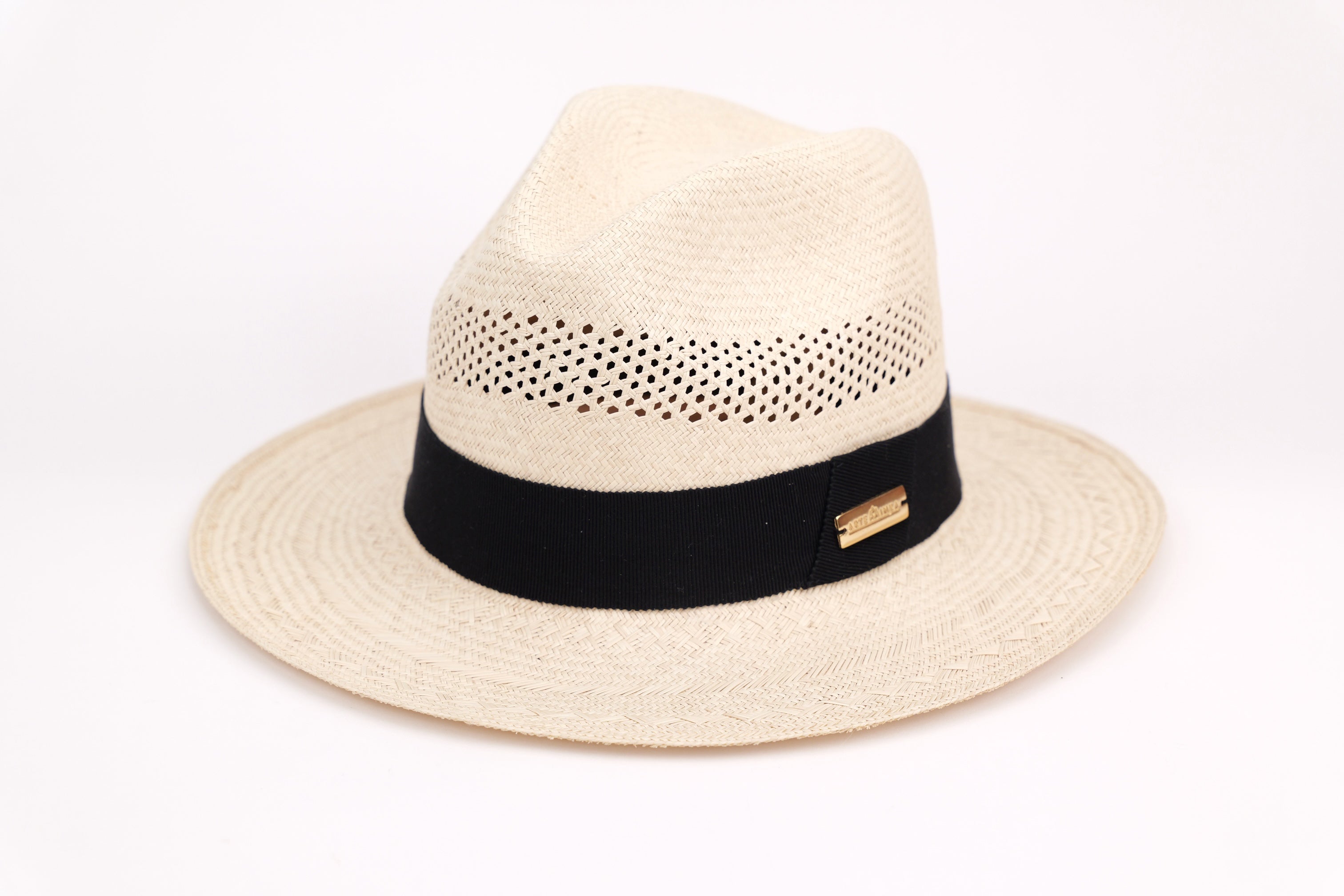 Chapeau Raffaello – Chapeau panama artisanal en paille fino, pièce unique | ARTEMINKA