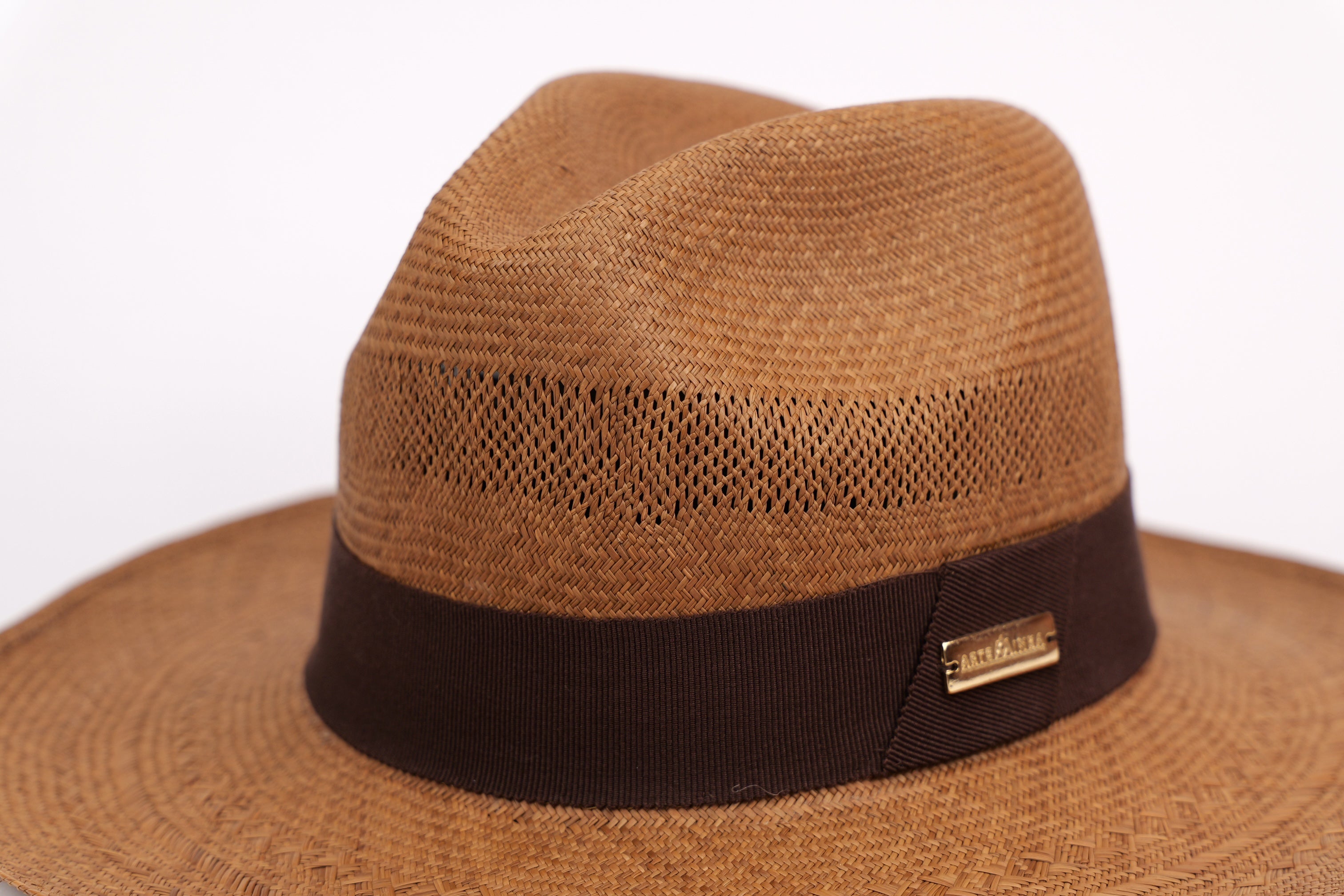 Chapeau Raffaello – Chapeau panama artisanal en paille fino, pièce unique | ARTEMINKA